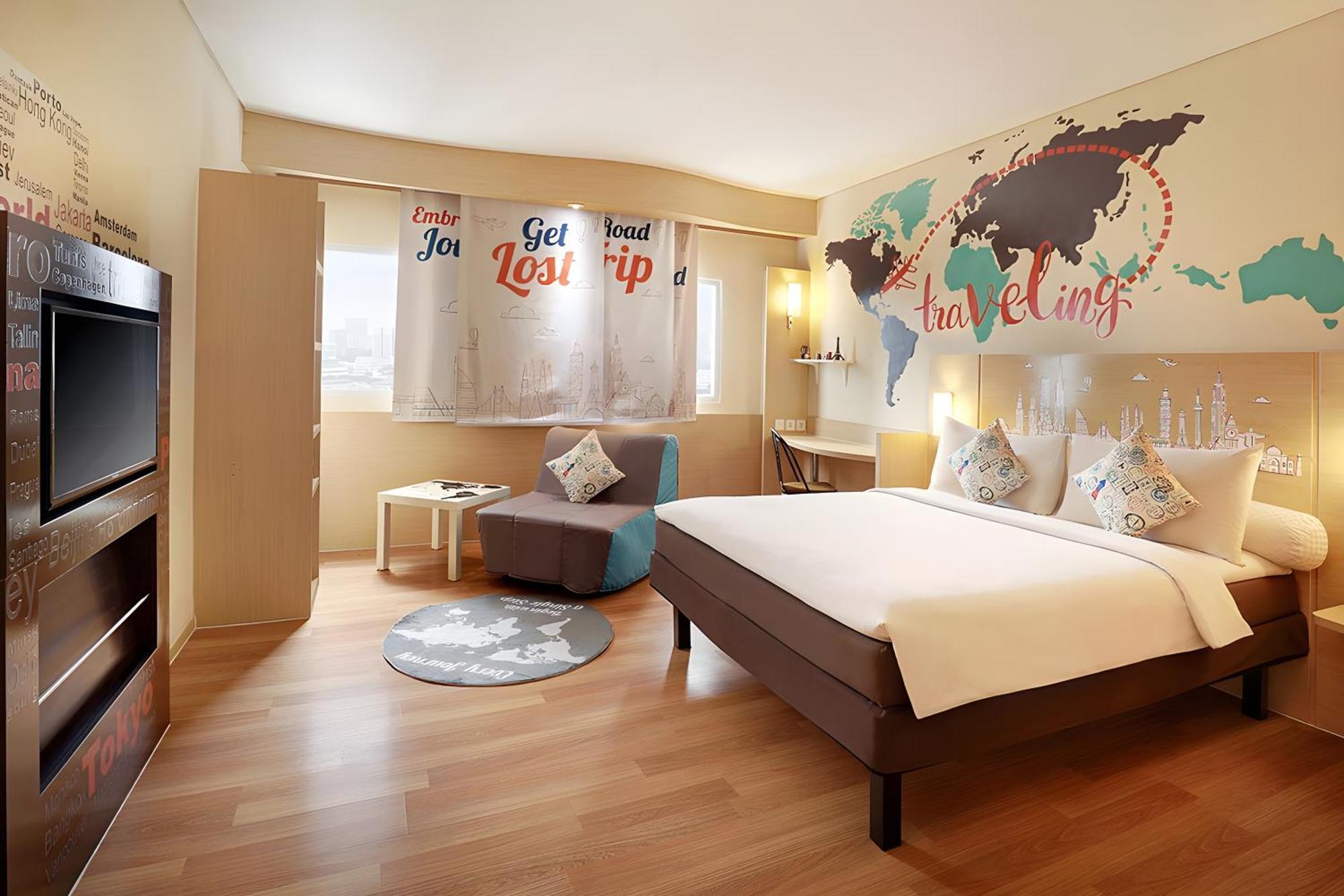 Ibis Jakarta Harmoni Exteriör bild